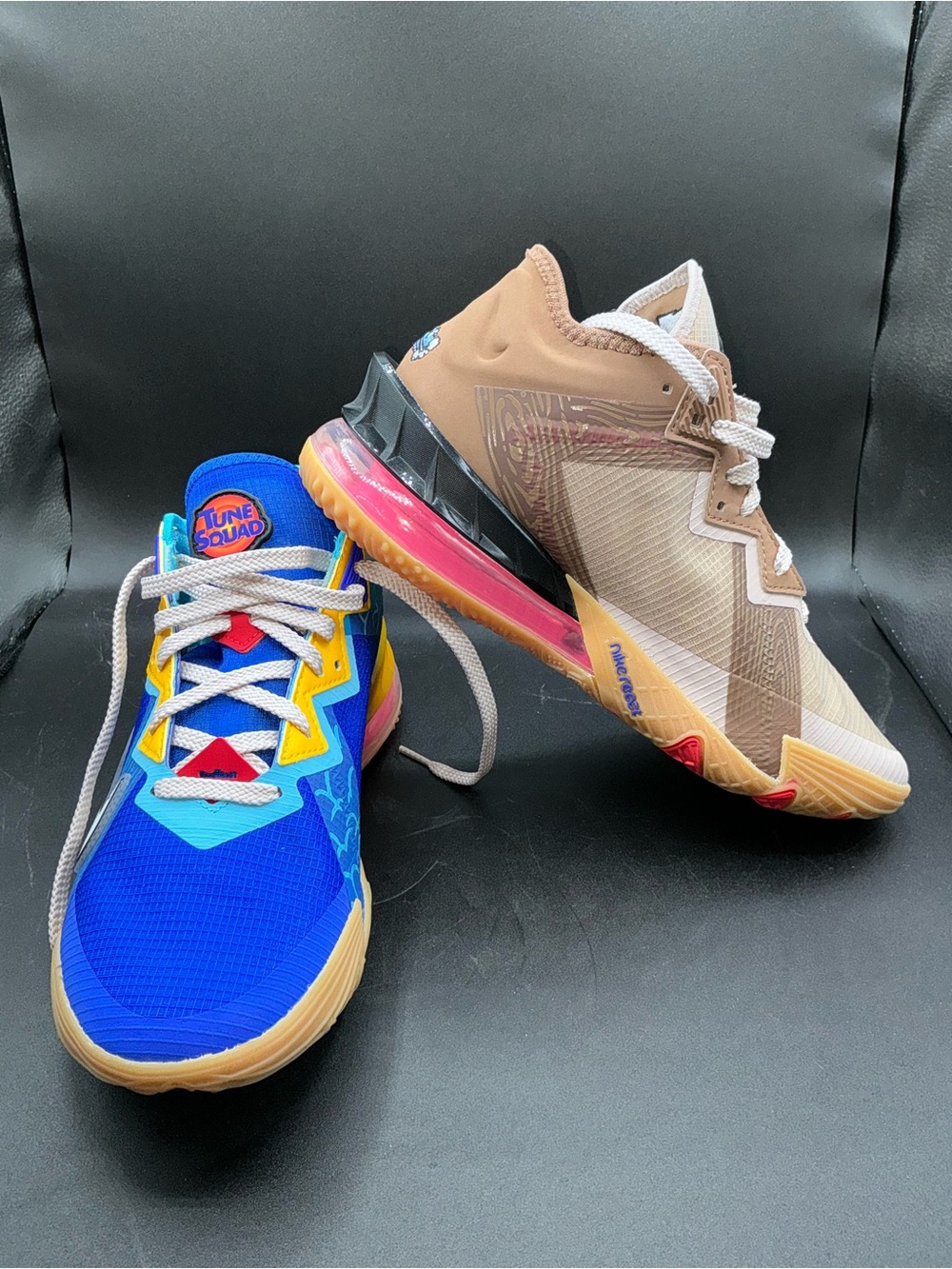 Space Jam x Nike LeBron 18 Low "Wile E. vs Roadrunner" CV7562-401
